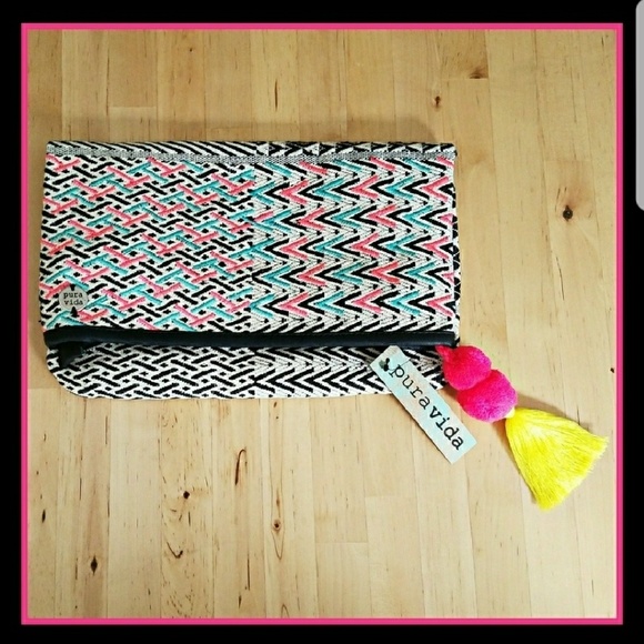 Summer Holiday Foldover Clutch - Picture 6 of 6
